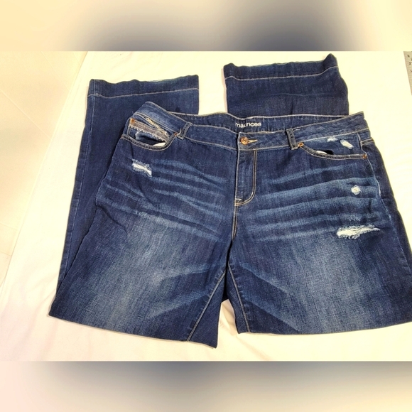 Maurices Blue High Rise Wide Leg Jeans with Distressed Details Womens Size 20 - Picture 1 of 10